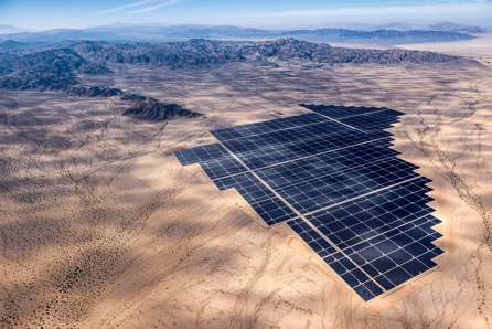 Large solar array in the Mojave desert.