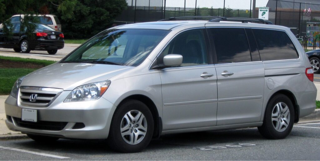 Grey Honda Odyssey minivan.