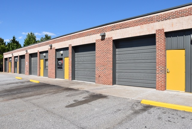 Image showing storage unit/garages.